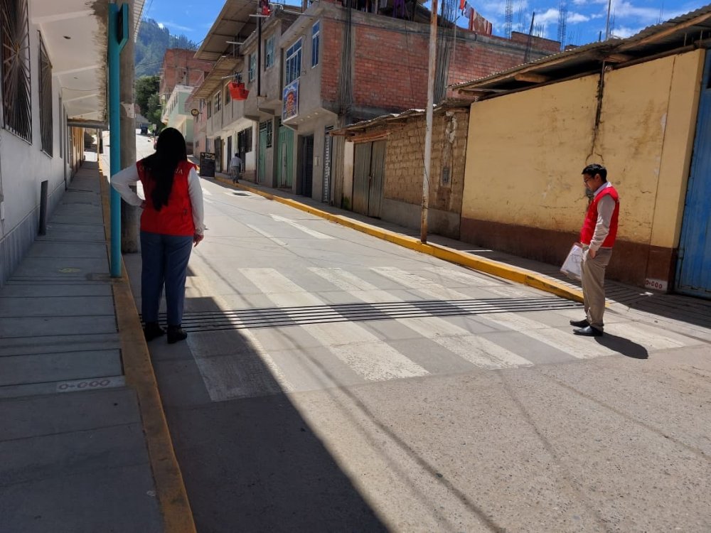 Auditores durante supervisión.jpeg