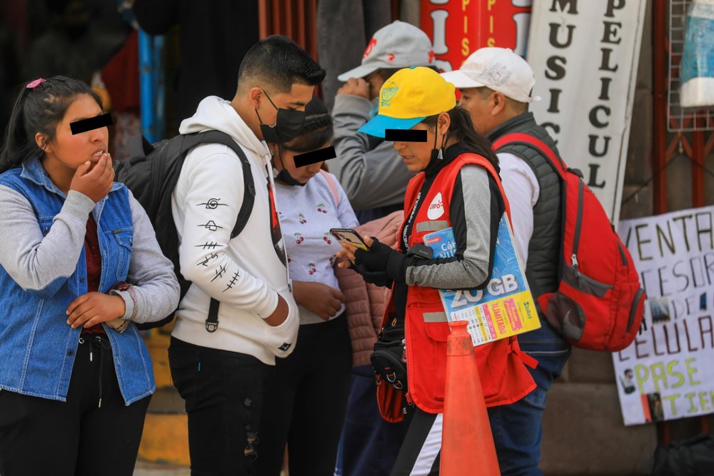 FOTO VENTA AMBULATORIA DE CHIPS.jpg