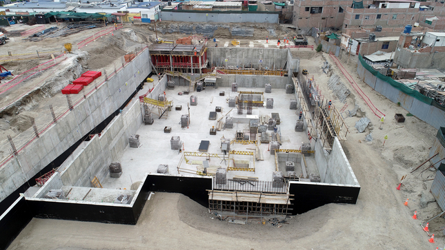 Hospital Progreso Chimbote.jpg