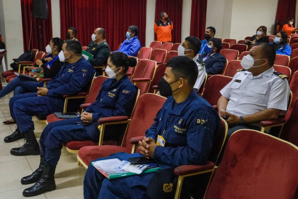 Integrantes Defensa Civil Chimbote1.jpg