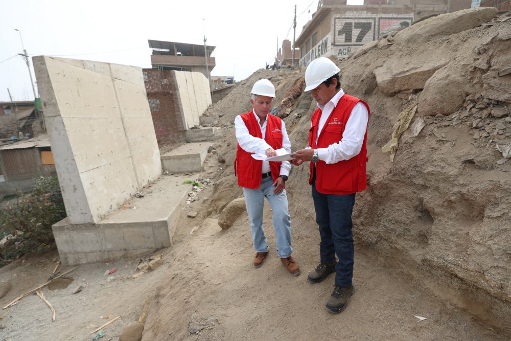 NP 5.6.2025 Huaycan obra paralizada 2.jpg