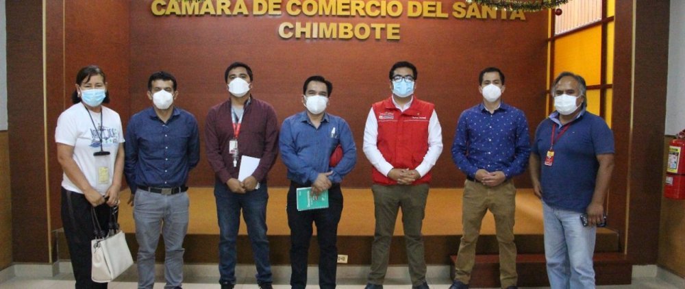 Continuarán campaña de formalización a emprendedores de los centros comerciales de Chimbote