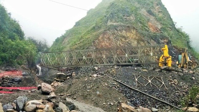 Áncash: MTC instala puente modular en el distrito Huandoval