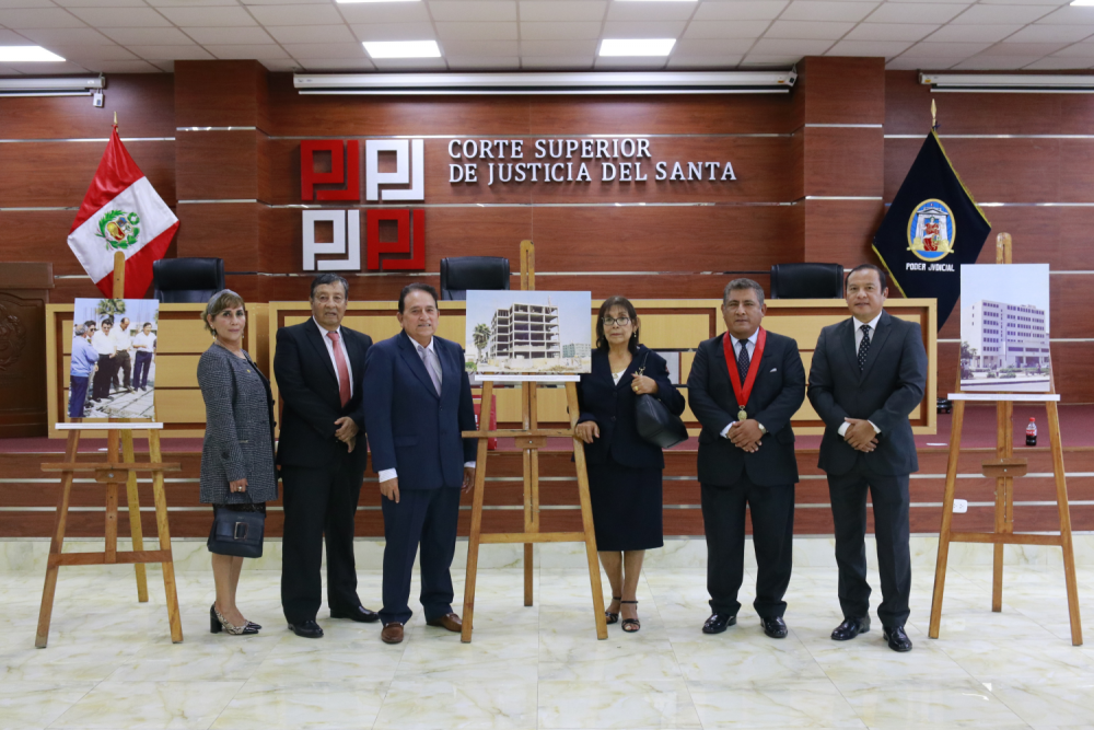 Corte del Santa inaugura muestra fotográfica 25 años de historia judicial en el corazón de Chimbote