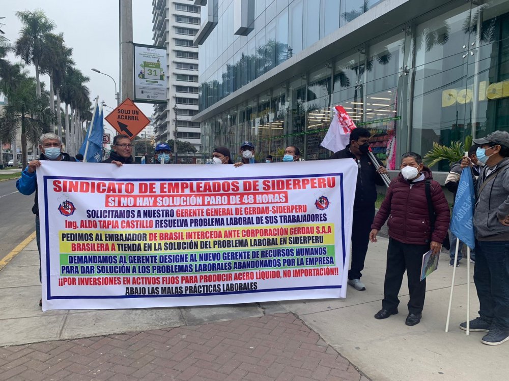 Sindicato de Empleados de SIDERPERÚ realiza plantón hoy 31 de mayo frente a oficinas de SIDERPERÚ en Lima