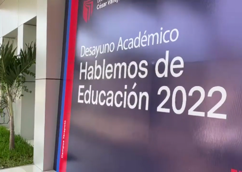 Universidad César Vallejo capacitó a directores de colegios en Chimbote