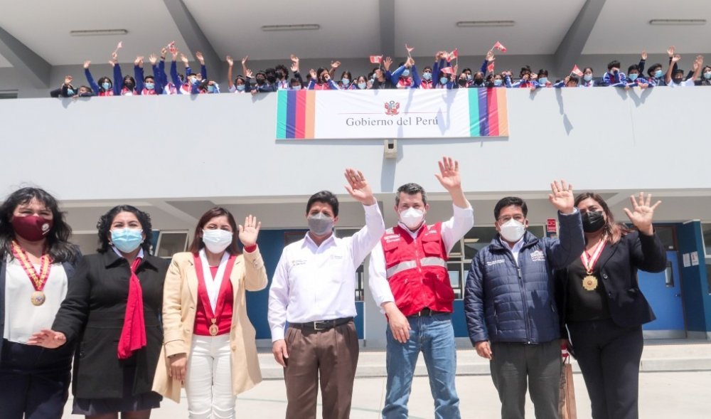 Chimbote: Presidente Pedro Castillo inaugura colegio Pedro Ruiz Gallo