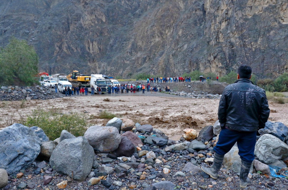 ¿Qué debe hacer una empresa de agua ante huaicos?