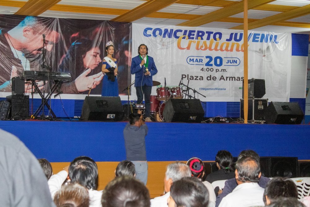 Primer concierto juvenil cristiano se vivió en el Distrito de Santa