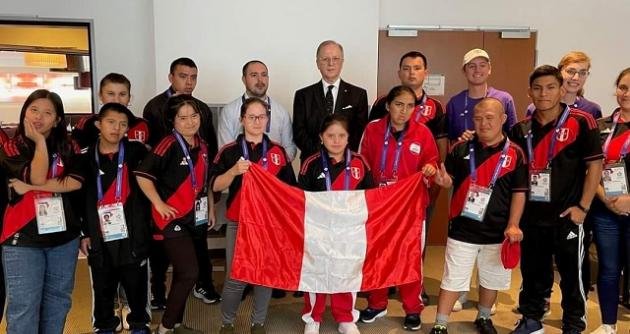 Alumna chimbotana gana medalla de plata en Olimpiadas Especiales Berlín 2023