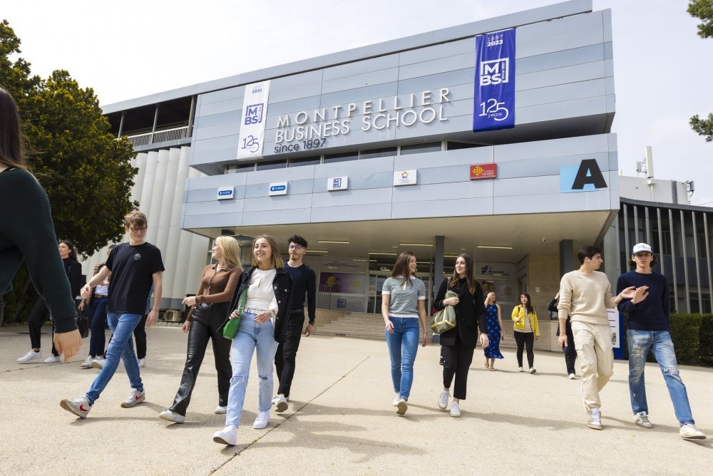 UCV: estudiantes podrán obtener doble titulación gracias a convenio con prestigiosa institución francesa