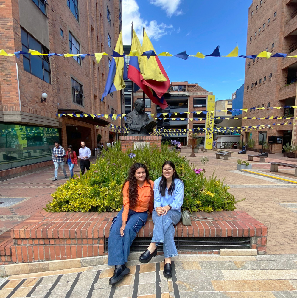 Estudiantes de la UCV viajan a Colombia para cursar un semestre académico