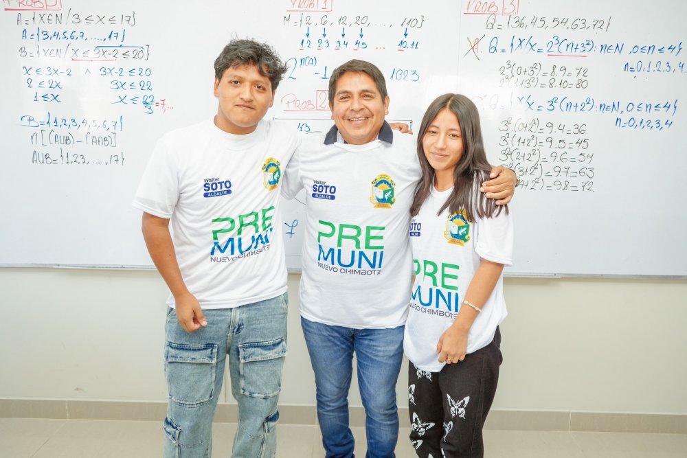 Alcalde Walter Soto Campos pone en funcionamiento la academia preuniversitaria municipal "Pre Muni Nuevo Chimbote"