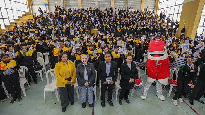 Sanipes nombró a 39 líderes escolares de inocuidad y sensibilizó a 2550 alumnos para prevenir ETAs en primer semestre del 2025