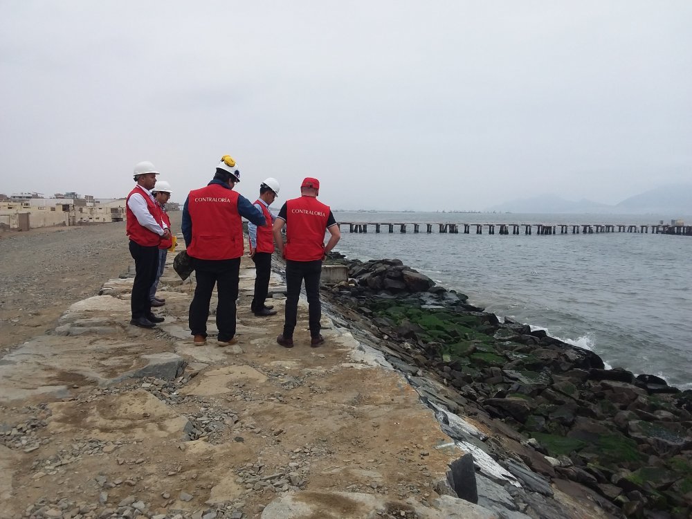 Contraloría alerta deficiencias y deterioro en enrocado de zona costera Florida en Chimbote