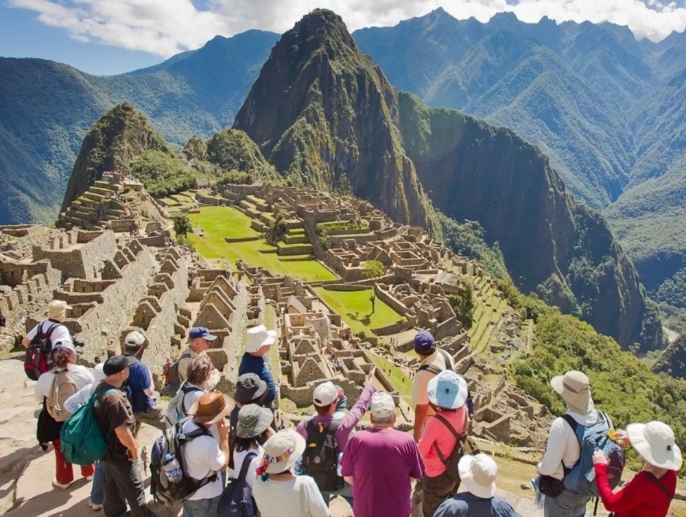 Desorden en venta presencial de boletos para ingreso a la ciudad inca de Machu Picchu afecta imagen turística y calidad del servicio