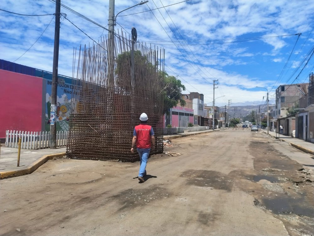 Chimbote: obra de drenaje pluvial La Balanza