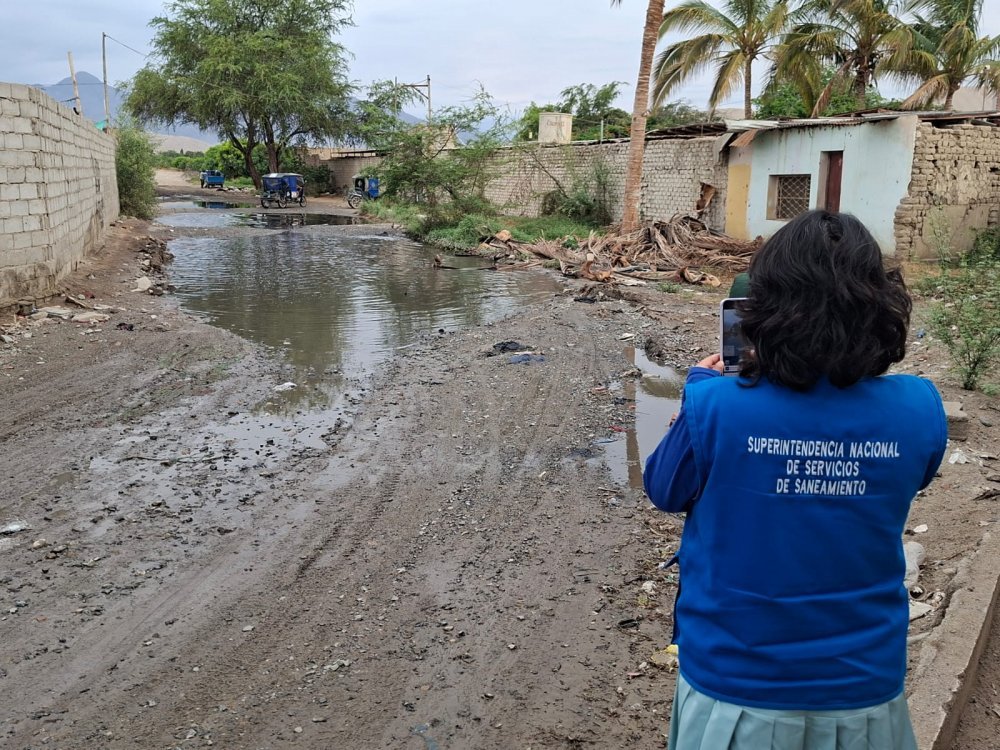 Sunass exhorta a empresas de agua potable priorizar atención de colapsos y refuerza medidas ante alerta por Leptospirosis